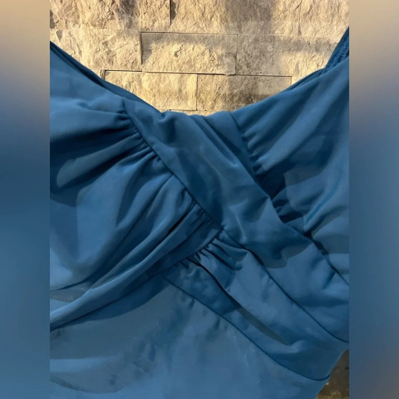 Lands End size 10 one piece bathing suit - Picture 4 of 7